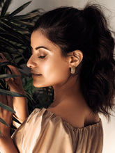 Load image into Gallery viewer, The Aura Small Hoops